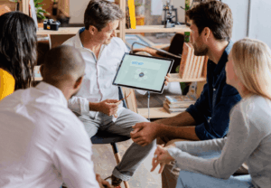 Entenda os atritos no onboarding de novos colaboradores e como otimizar esse processo nas corretoras de seguros.